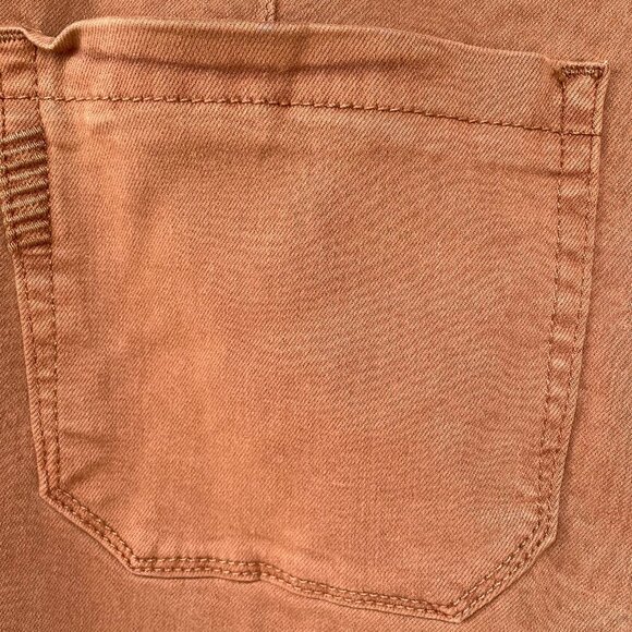 NWOT PAIGE Mayslie Pleated Cotton Twill Jeans in Vintage Mocha Womens 30 Joggers - Picture 6 of 16